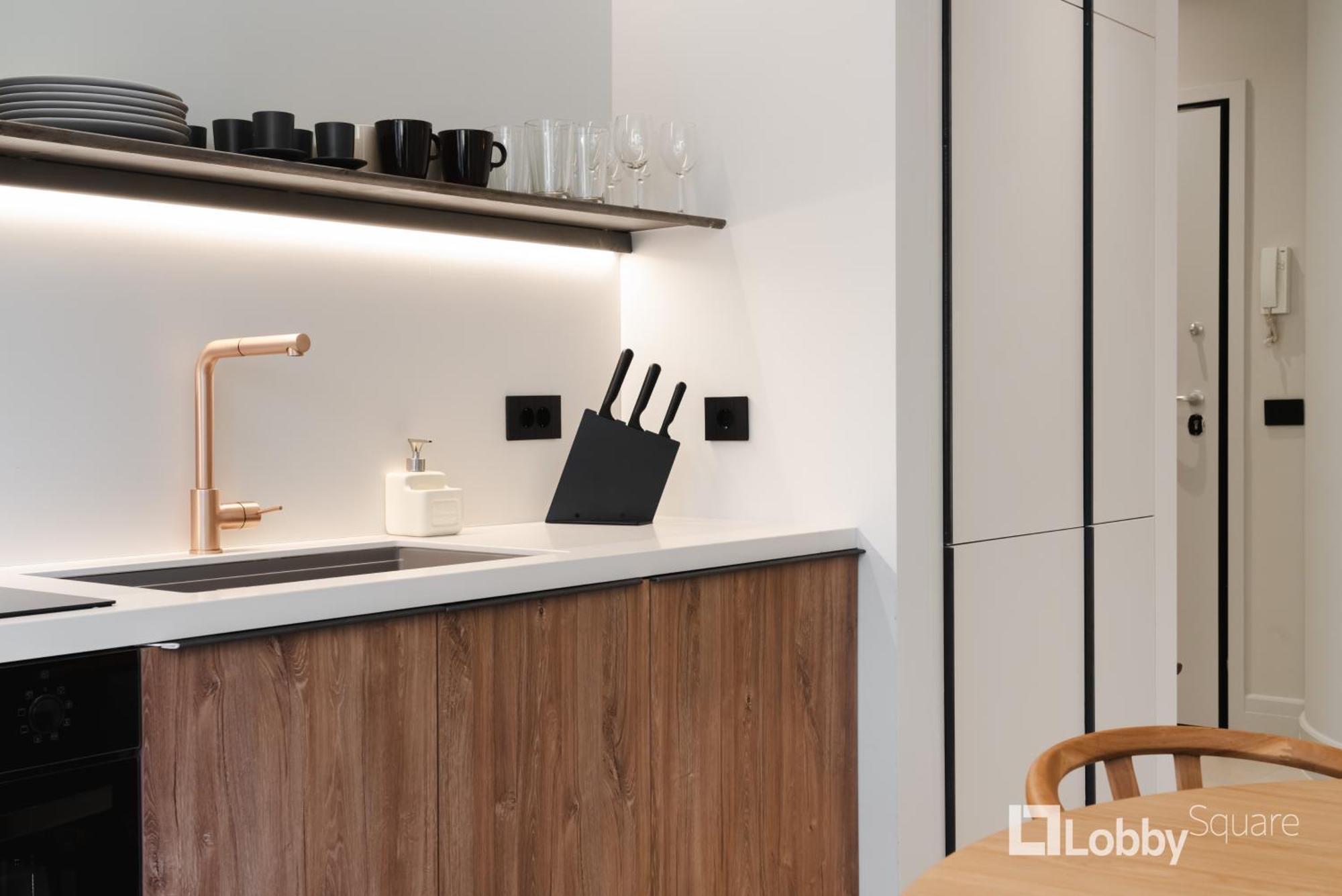 Muse Apartment By Lobbysquare เอเธนส์ ภายนอก รูปภาพ